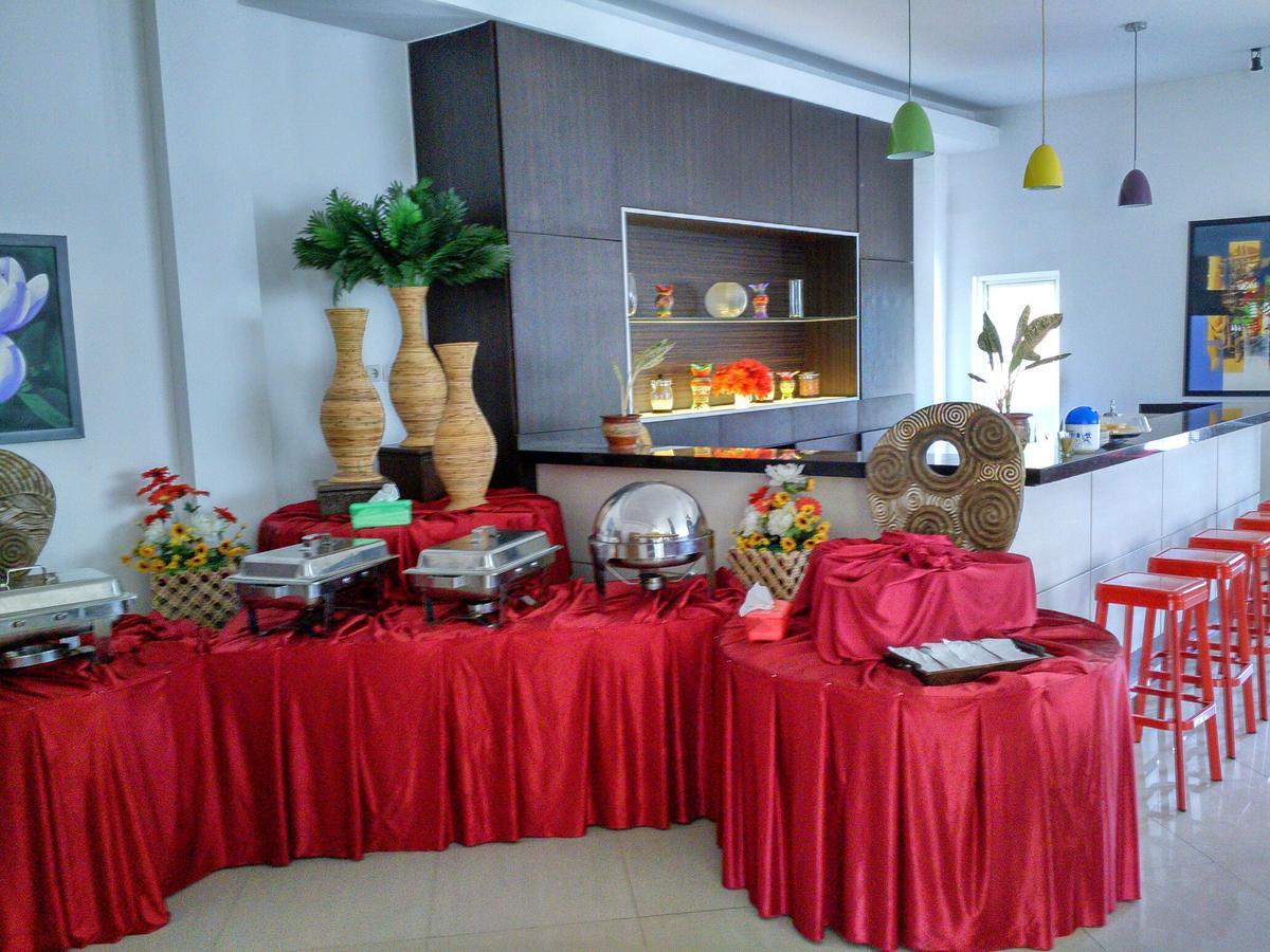 Hotel Transit Pasuruan Exterior photo